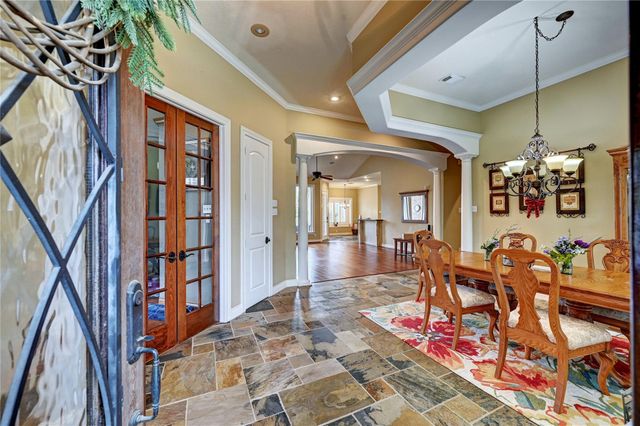 10426 Clubhouse Circle, Magnolia, TX 77354