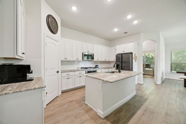 557 Buckthorn Drive, Royse City, TX 75189