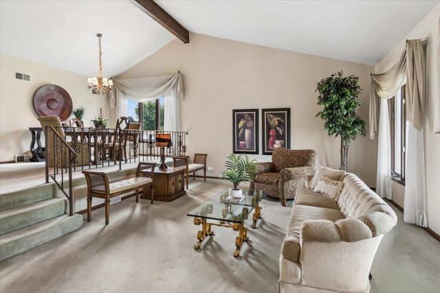 350 Essex Lane, New Lenox, IL 60451