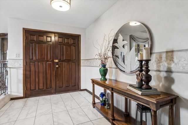 350 Essex Lane, New Lenox, IL 60451
