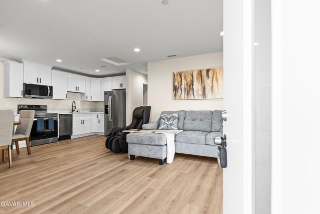 21511 Lyn Street, California City, CA 93505