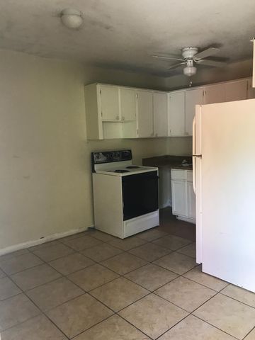 827 NW 10TH Terrace, Fort Lauderdale, FL 33311