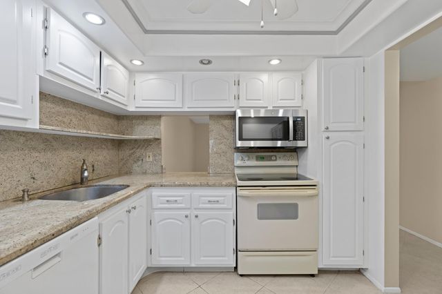 5961 NW 2nd Avenue 209, Boca Raton, FL 33487