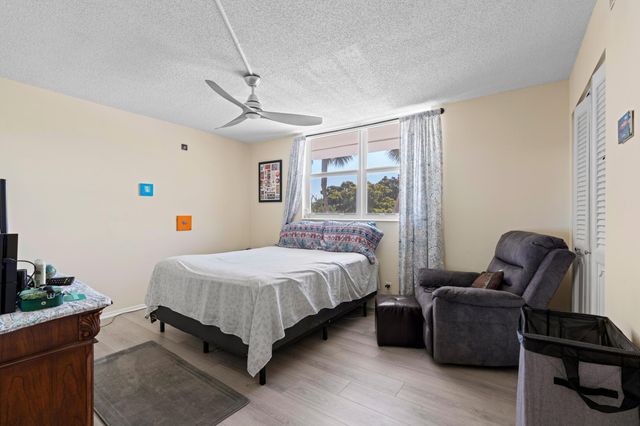 5961 NW 2nd Avenue 209, Boca Raton, FL 33487