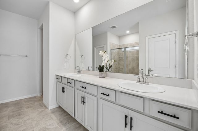10105 Lakemont Drive, Fort Worth, TX 76131
