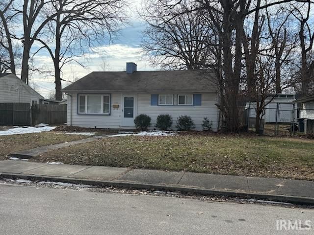 2105 Waggoner Avenue, Evansville, IN 47714