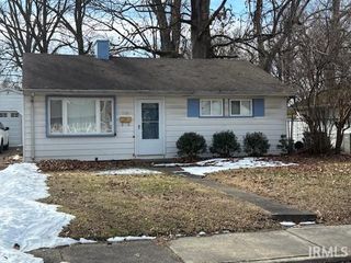 2105 Waggoner Avenue, Evansville, IN 47714