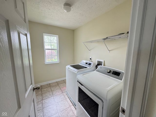 2216 Cherrybark Court, Shelbyville, IN 46176