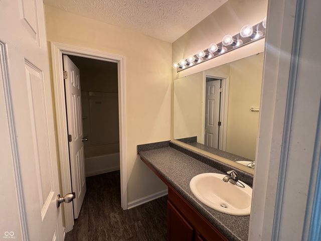 2216 Cherrybark Court, Shelbyville, IN 46176