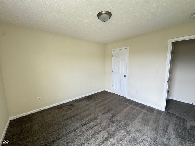 2216 Cherrybark Court, Shelbyville, IN 46176