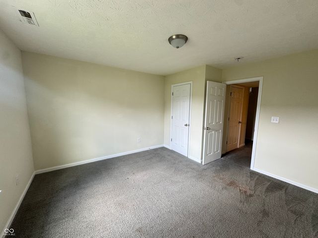 2216 Cherrybark Court, Shelbyville, IN 46176