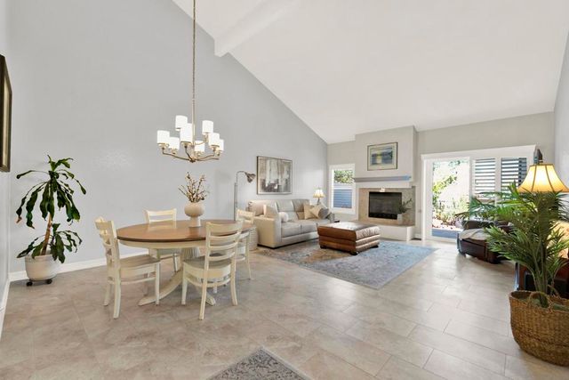 15636 Via Calanova, San Diego, CA 92128