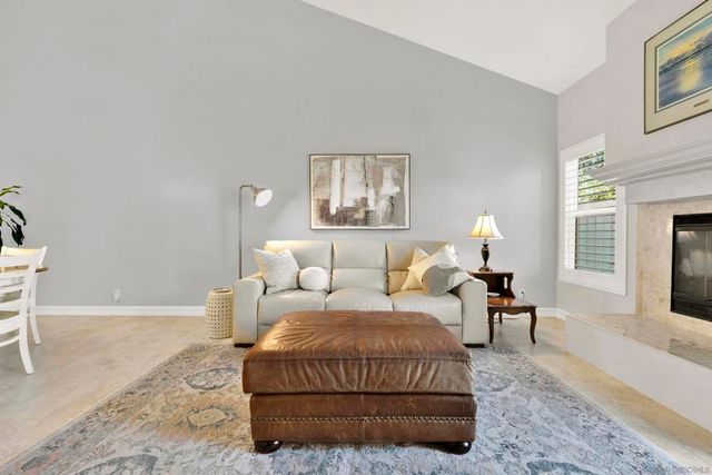 15636 Via Calanova, San Diego, CA 92128