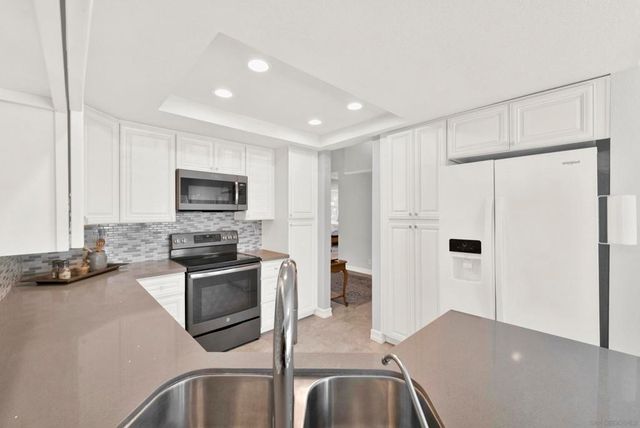 15636 Via Calanova, San Diego, CA 92128