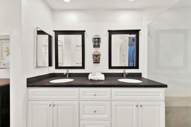 15636 Via Calanova, San Diego, CA 92128