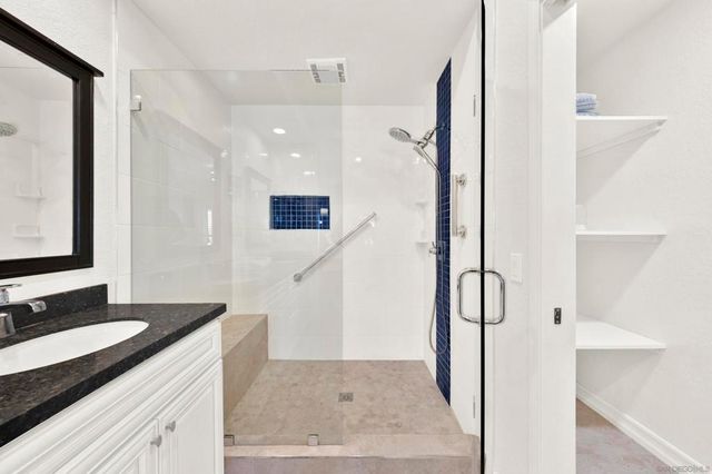 15636 Via Calanova, San Diego, CA 92128