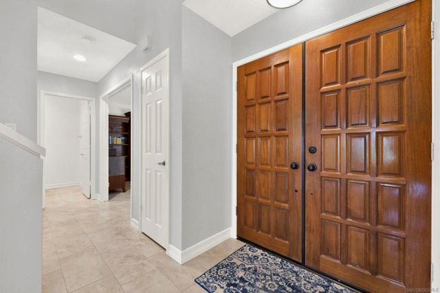 15636 Via Calanova, San Diego, CA 92128