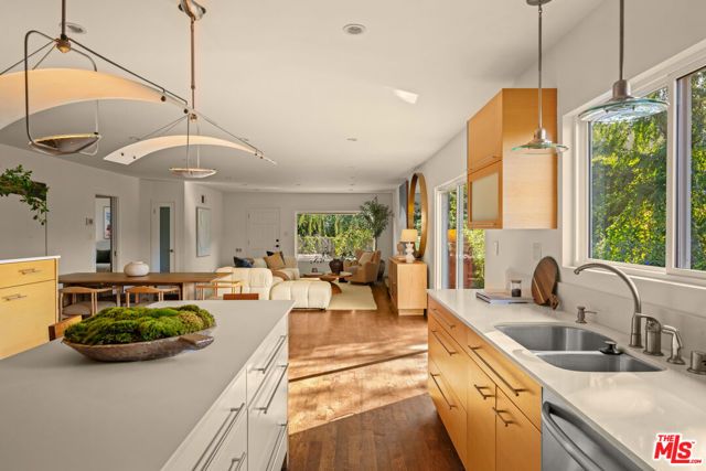 4225 Huntley Avenue, Culver City, CA 90230