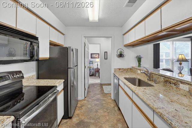 1673 Weatherstone Drive, Ann Arbor, MI 48108