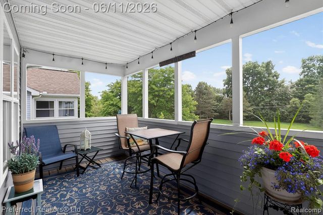 1673 Weatherstone Drive, Ann Arbor, MI 48108