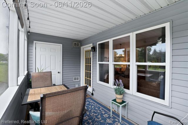 1673 Weatherstone Drive, Ann Arbor, MI 48108