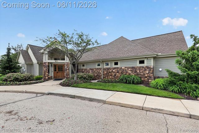 1673 Weatherstone Drive, Ann Arbor, MI 48108