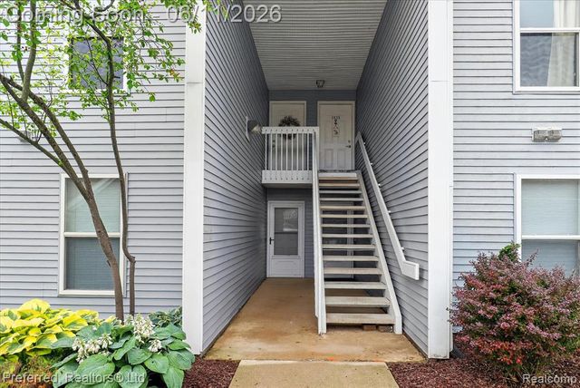 1673 Weatherstone Drive, Ann Arbor, MI 48108