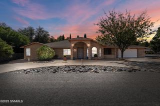 924 Calle Contento, Las Cruces, NM 88007