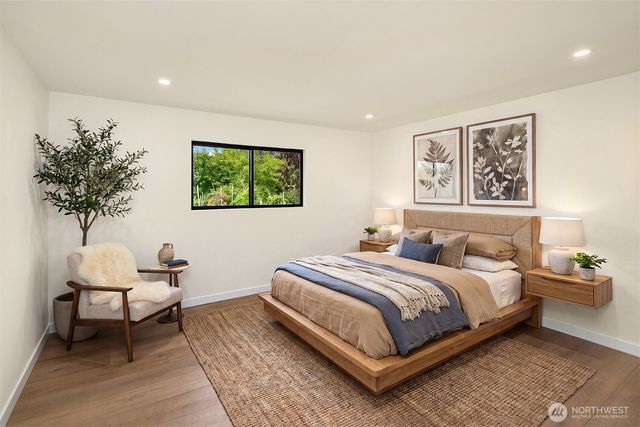 5 151st Place SE, Bellevue, WA 98007