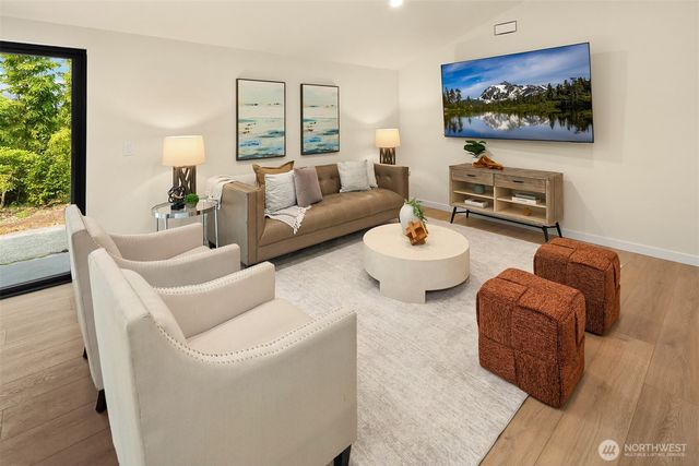 5 151st Place SE, Bellevue, WA 98007