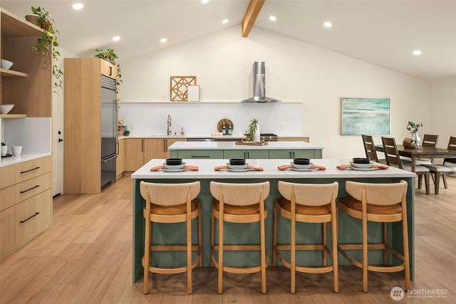 5 151st Place SE, Bellevue, WA 98007