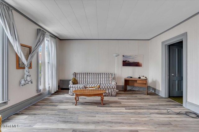 212 N Main Street, Gloversville, NY 12078