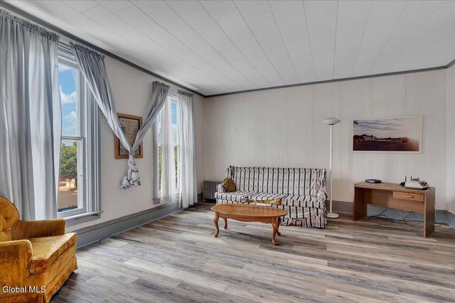 212 N Main Street, Gloversville, NY 12078