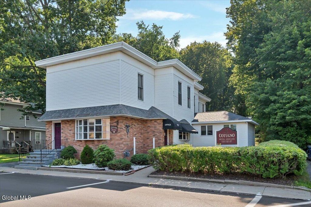 212 N Main Street, Gloversville, NY 12078