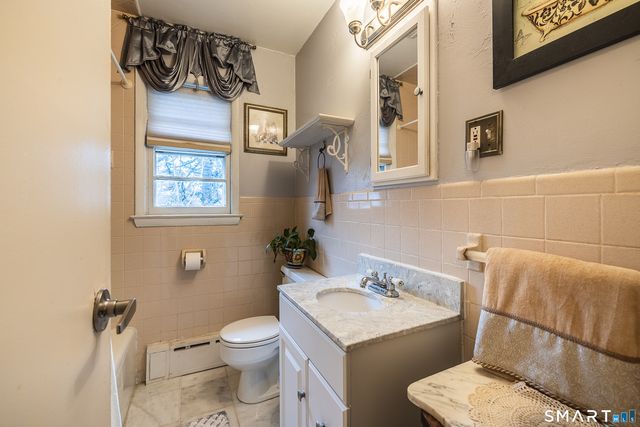 130 Holroyd Street, Bridgeport, CT 06606