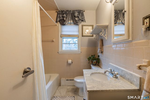 130 Holroyd Street, Bridgeport, CT 06606