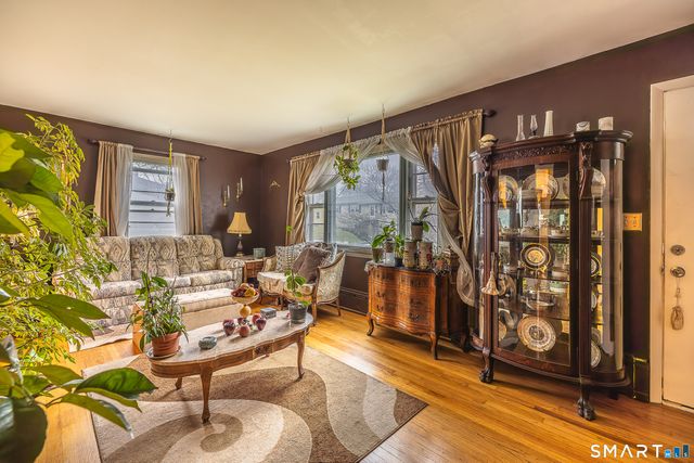 130 Holroyd Street, Bridgeport, CT 06606