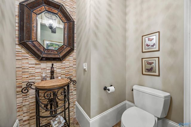 9 Thayer Street NW, Huntsville, AL 35806