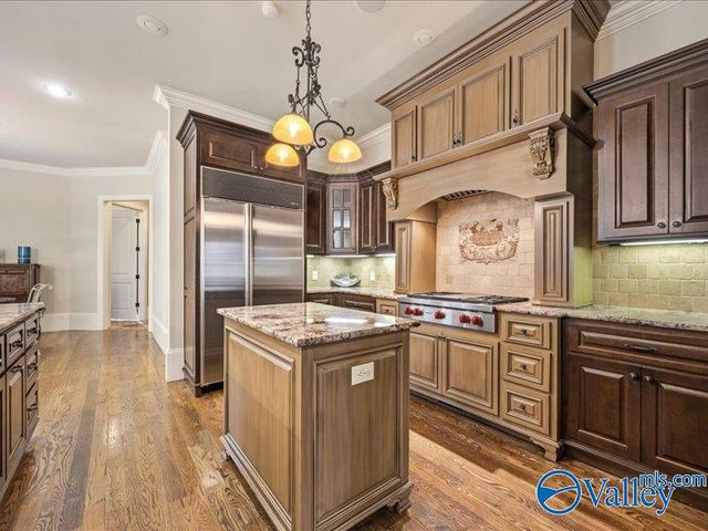 9 Thayer Street NW, Huntsville, AL 35806