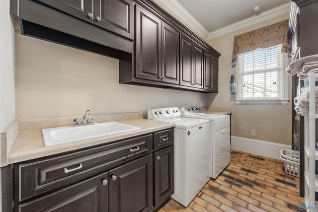 9 Thayer Street NW, Huntsville, AL 35806