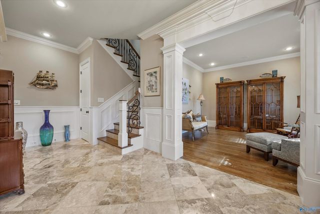 9 Thayer Street NW, Huntsville, AL 35806