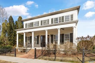 9 Thayer Street NW, Huntsville, AL 35806