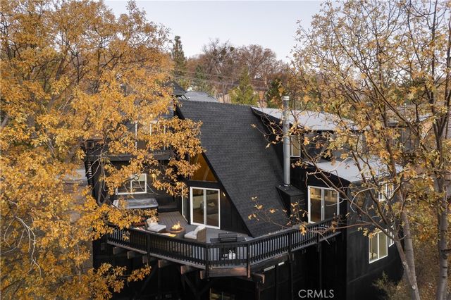 27555 North Bay, Lake Arrowhead, CA 92352