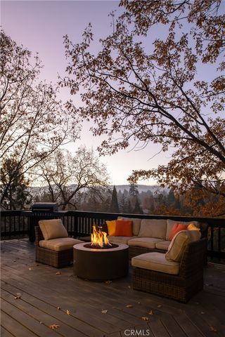 27555 North Bay, Lake Arrowhead, CA 92352