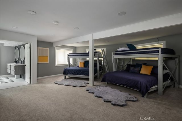 27555 North Bay, Lake Arrowhead, CA 92352