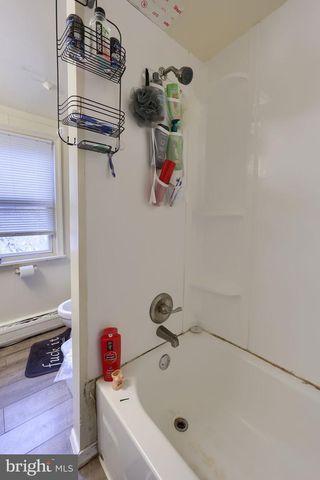 517 N FRONT ST, Steelton, PA 17113