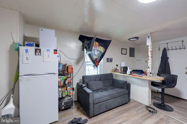 517 N FRONT ST, Steelton, PA 17113