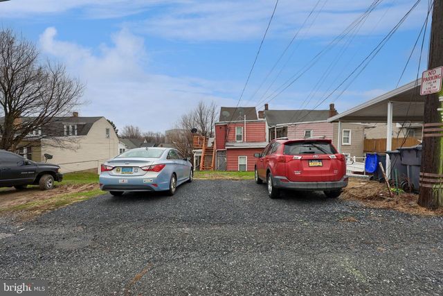 517 N FRONT ST, Steelton, PA 17113