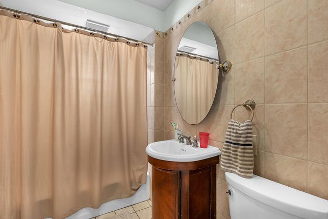 1624 Central Avenue, Whiting, IN 46394