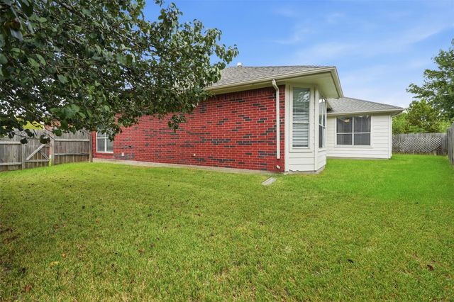 3003 Grey Mist Court, Friendswood, TX 77546